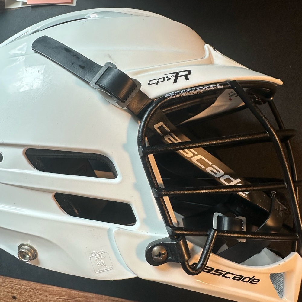 Cascade Youth Lacrosse Helmet - Picture 3 of 6